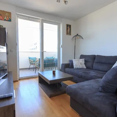 With Parking Space - 23525 Apartment Zadar