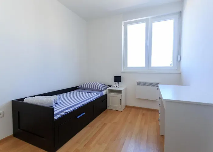 With Parking Space - 23525 Appartement