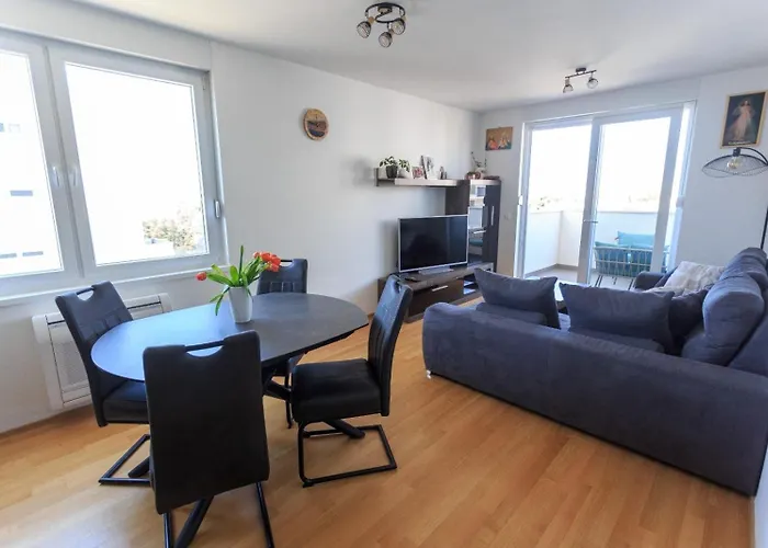 Appartement With Parking Space - 23525 Zadar